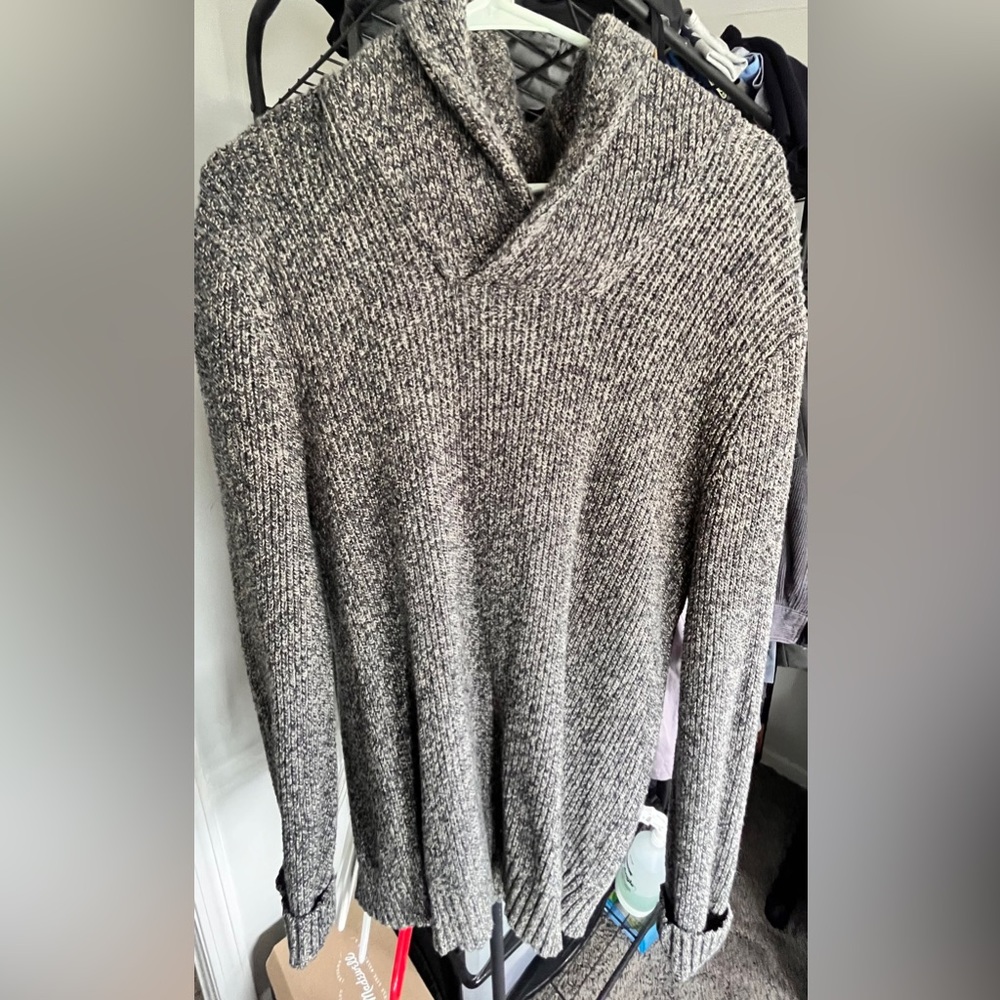 American Eagle Outfitters Men's Marled V-Neck Sweater - Gray/Black